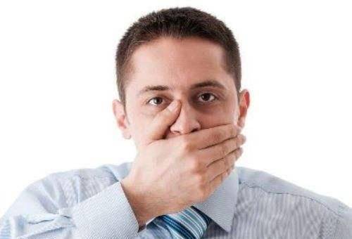 睡眠|不论男女，发现脸上有4种变化，小心肝已“变硬”，及时做检查