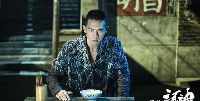 乔小曼|白百何《门锁》最美女演员:90后中戏校花,撞脸金晨,天生大长腿