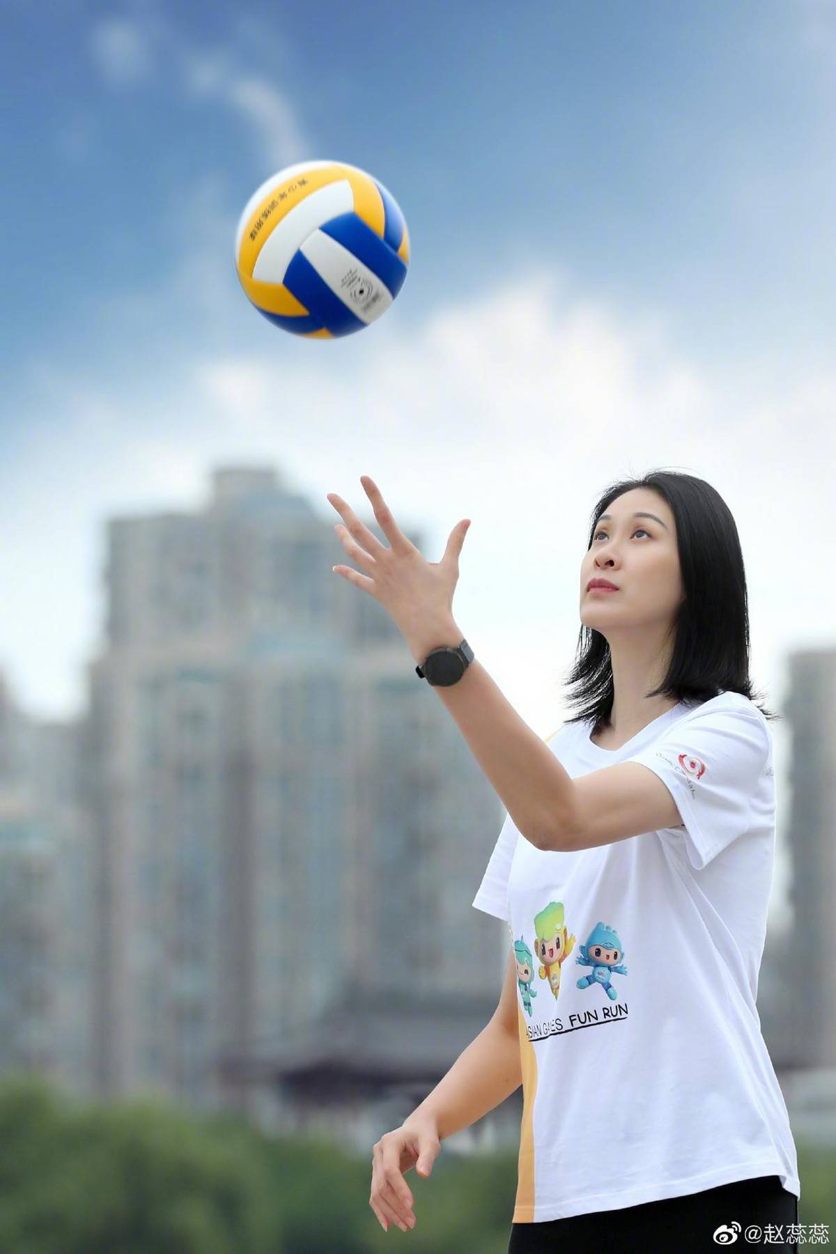 40岁写下百万巨作,没有爱情滋润,赵蕊蕊用文字点亮孤寂人生_退役_生活