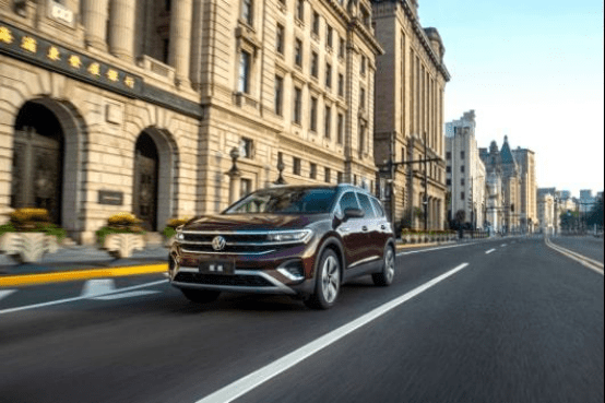 誰才是大眾的旗艦之作 100萬以下最大suv攬境給你回復