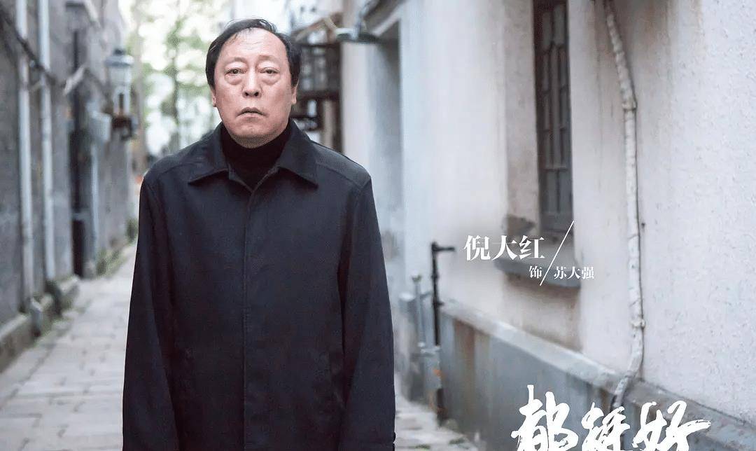 张晚|锦鲤剧组或再添实锤？继男主爆红，老戏骨获奖后，新人也待爆