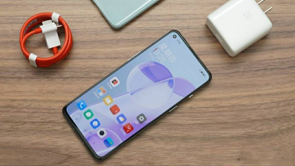 手机推荐好物 3ea66b09adf2487b9ada2a1335f97c86.jpeg