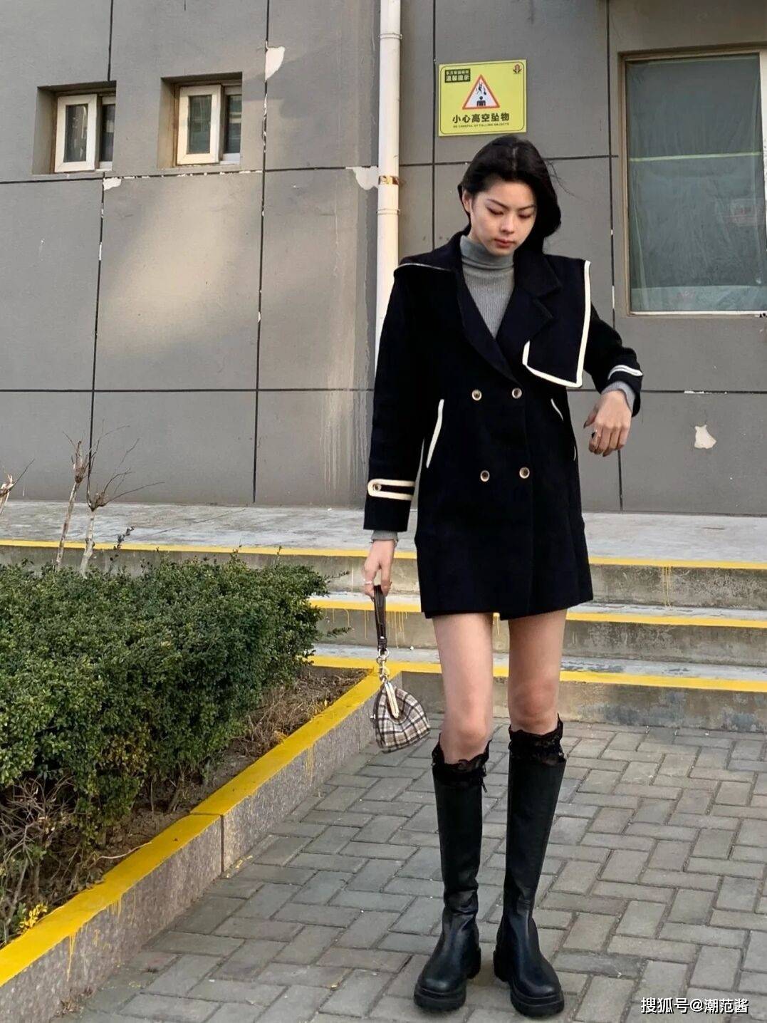 设计 冬季长靴搭配少不了，高挑身材巧妙设计，小小层次感学起来