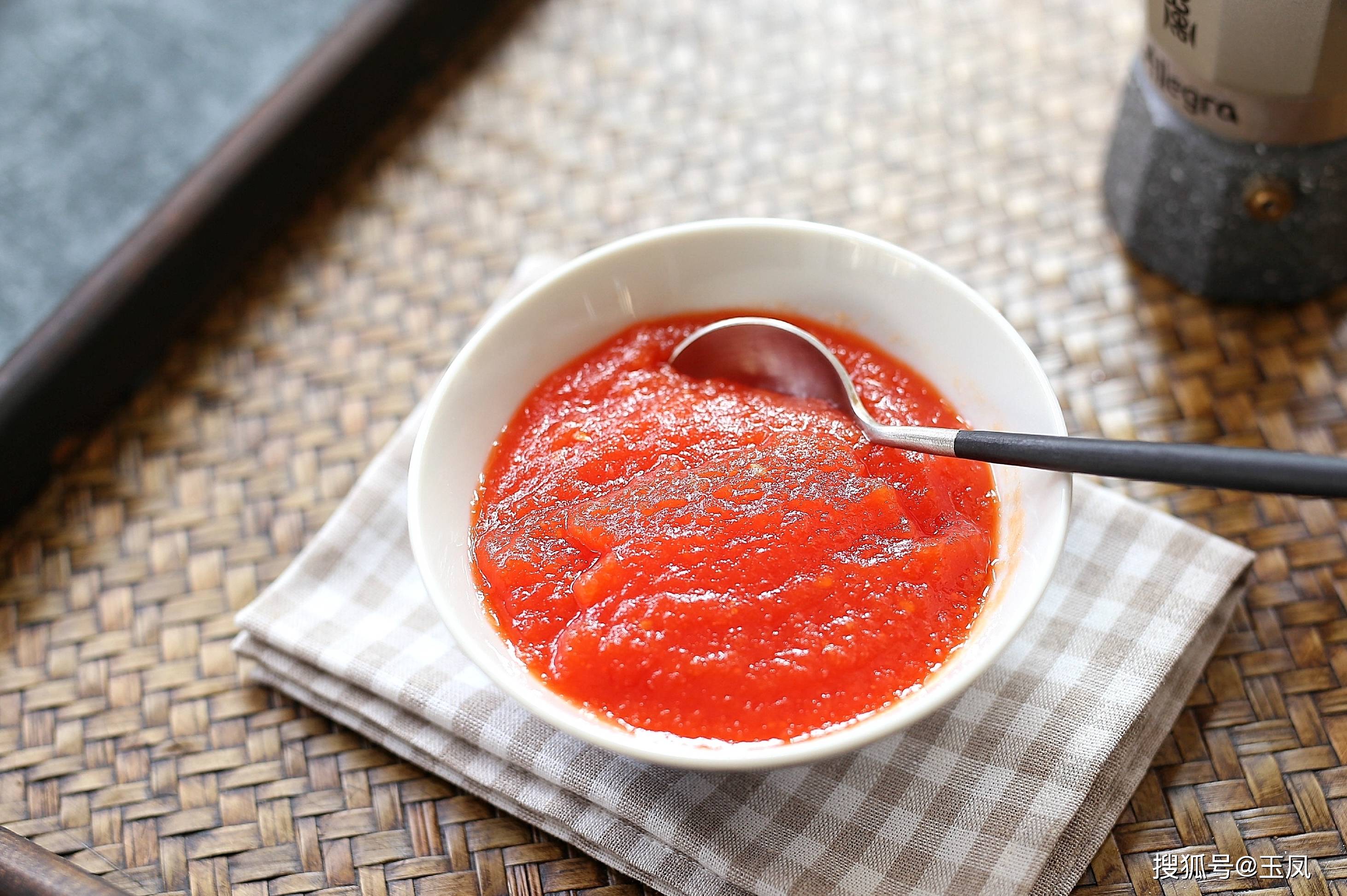 想吃番茄酱不用买,教你在家轻松做,酸甜可口,真材实料无添加_时候