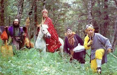 杨春霞|《西游记》“白骨精”近照，77岁仍气质优雅，为传承国粹鞠躬尽瘁