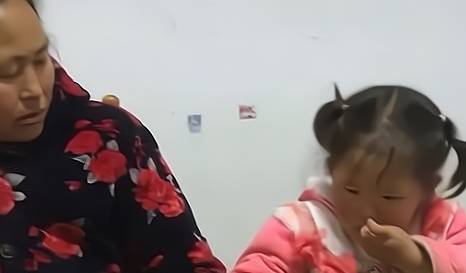 方法|“硬核”奶奶专治娃不吃饭，简单有效，妈妈却因此吵成一团