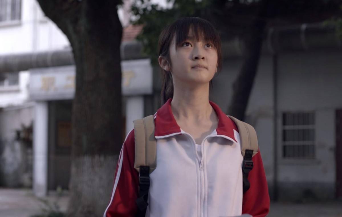 演技|赵丽颖汲取章子怡刘涛教训，《谁是凶手》不装嫩，找小演员演少女