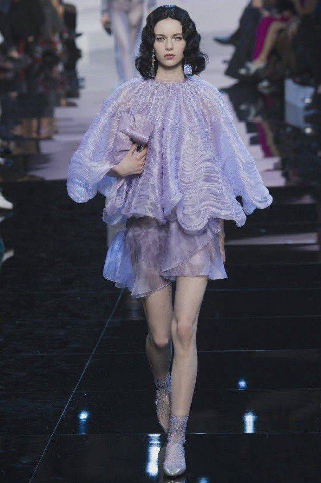 元素 2022年的流行色榜单最新出炉长青花蓝浪漫到心动，来年一定要入手