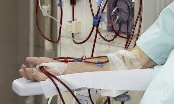 进行|肾功能衰竭是怎么回事?通过透析可以治疗肾衰竭吗?