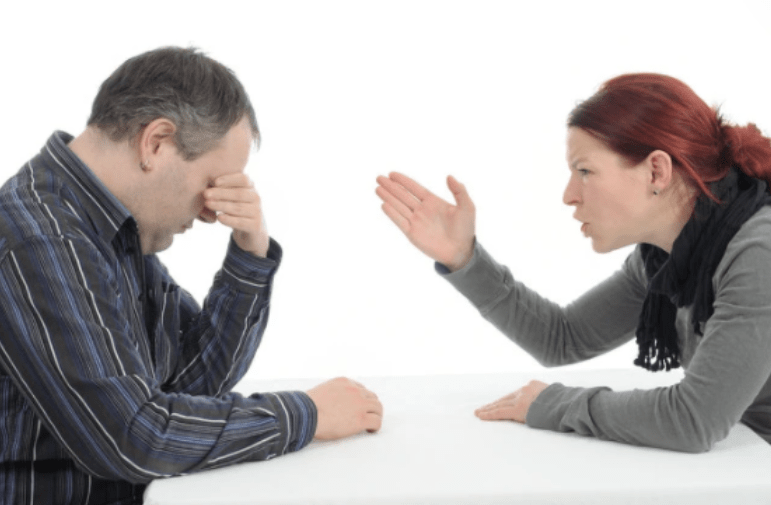 因为之前有一次岳洋去张承志的公司,第1次就和公司里所有的男性同事都