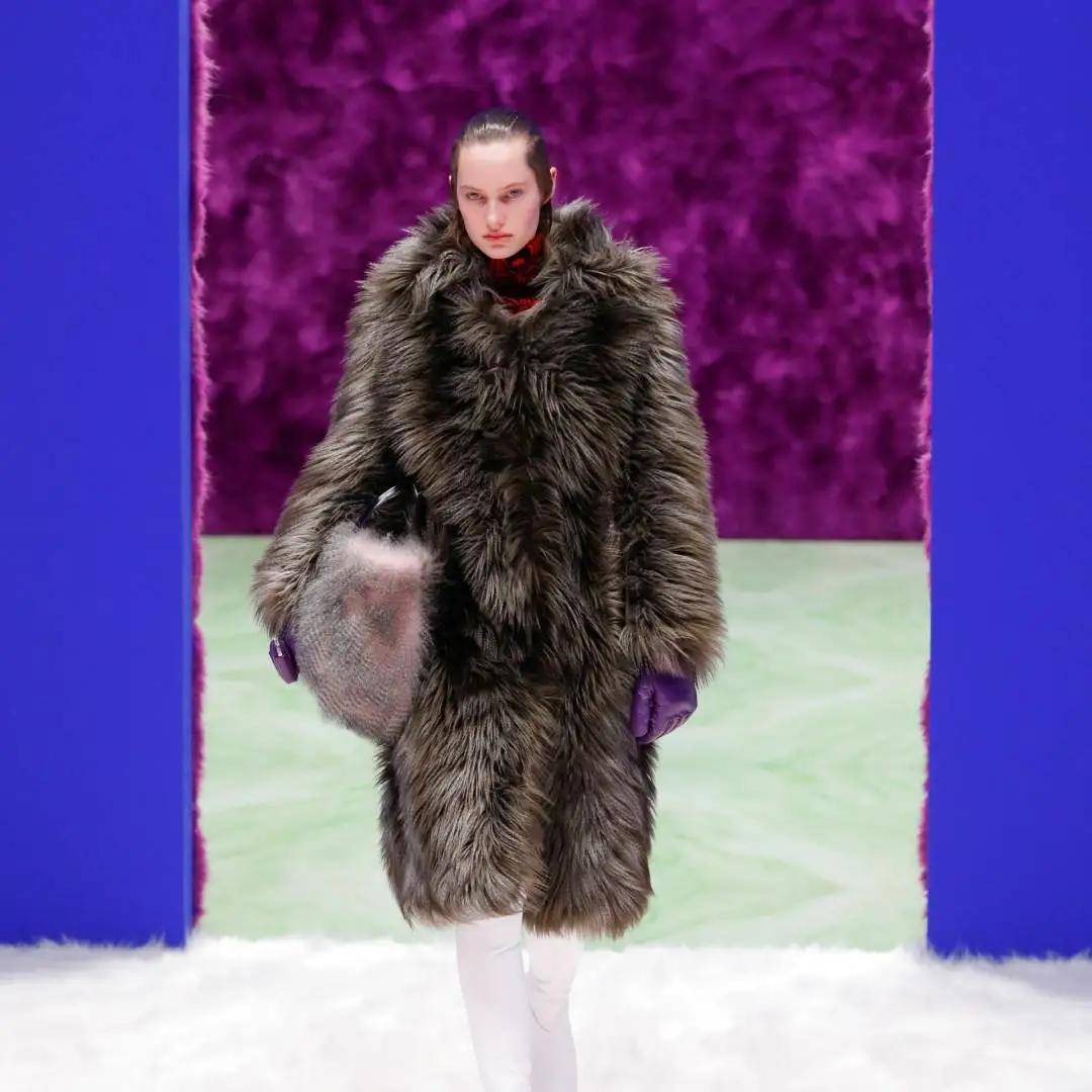 经典 有种逆袭叫吴宣仪穿棉服!本以为会土到炸…结果竟然有点好看!