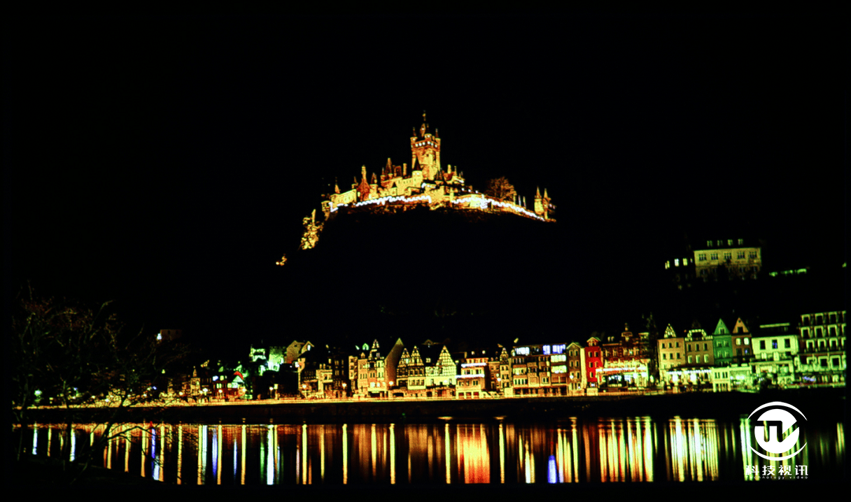 5小时高画质续航！联想YOGA智能投影T500 Play体验