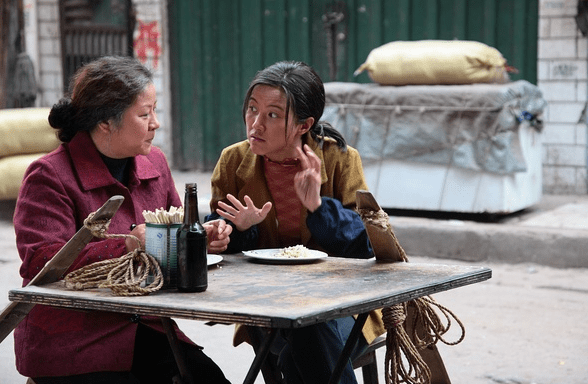 生活|《万箭穿心》过后颜丙燕一角封神,九年过去多少女人活成了李宝莉