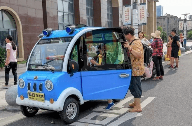 最低不到8000最远跑200公里半岛体育这3款老年代步车适合代步、接娃(图2)