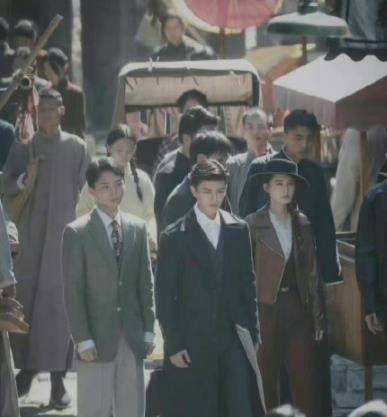 演技|《请君》还未杀青，任嘉伦又一新剧立项，网友：这女主又来毁剧？