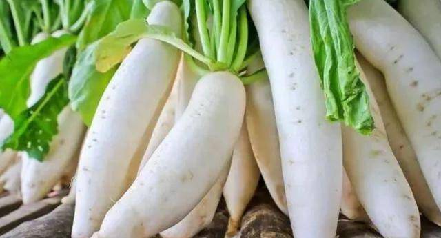 能够帮助|得了糖尿病怎么办？医生：常吃这4种食物，或会有助稳定血糖