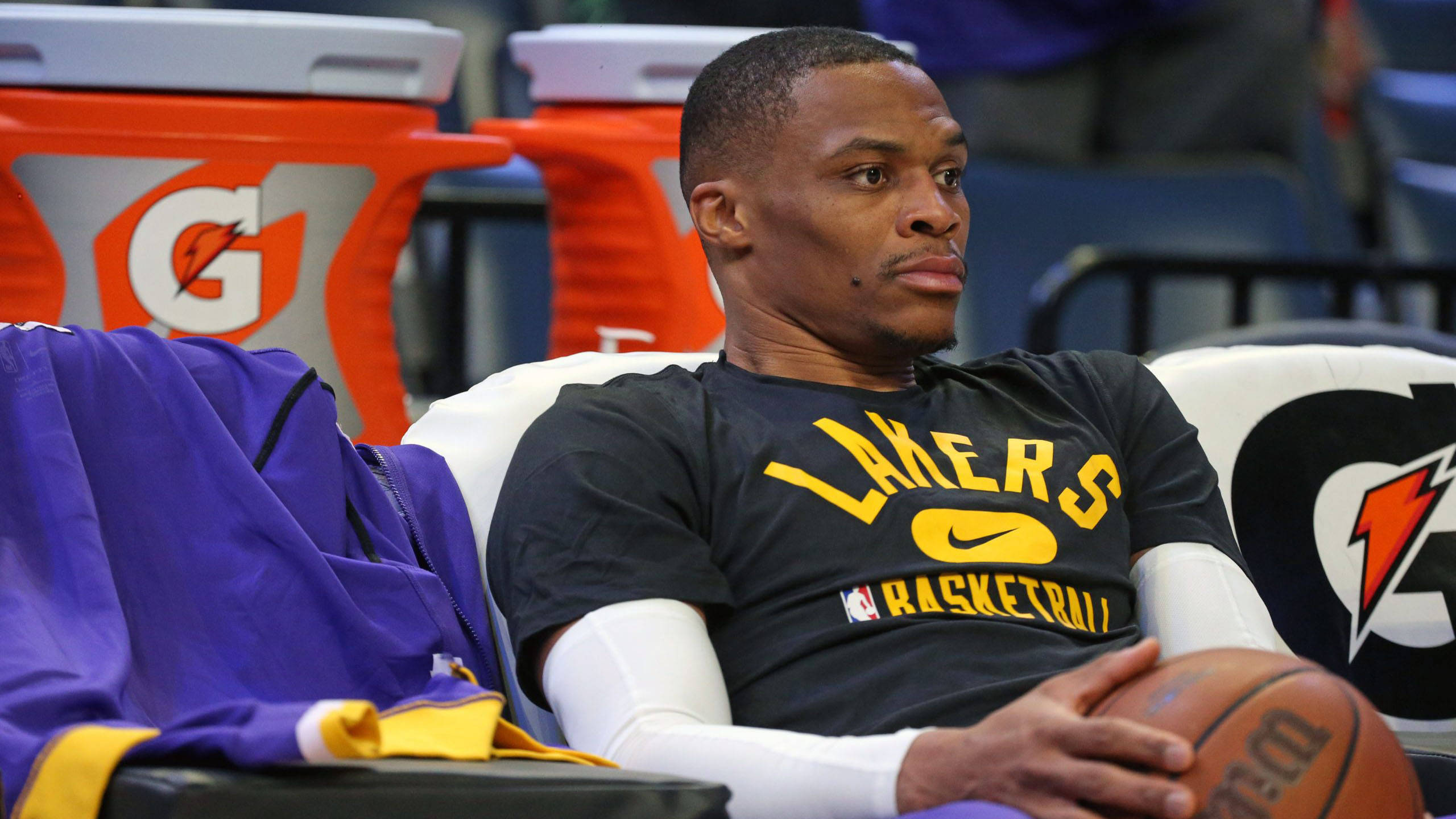 原创威少传闻引热议湖人已进行内部讨论与76人换西帝机会大吗