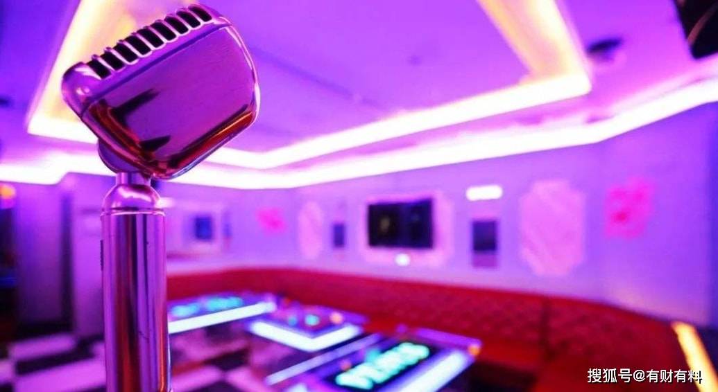 了汽车品牌以及手机品牌等等,推出了车载k歌系统以及k歌耳返等等功能