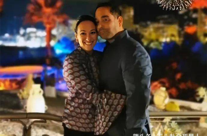 很多时候綦美合就显得有点“微不足道”变形记小黑