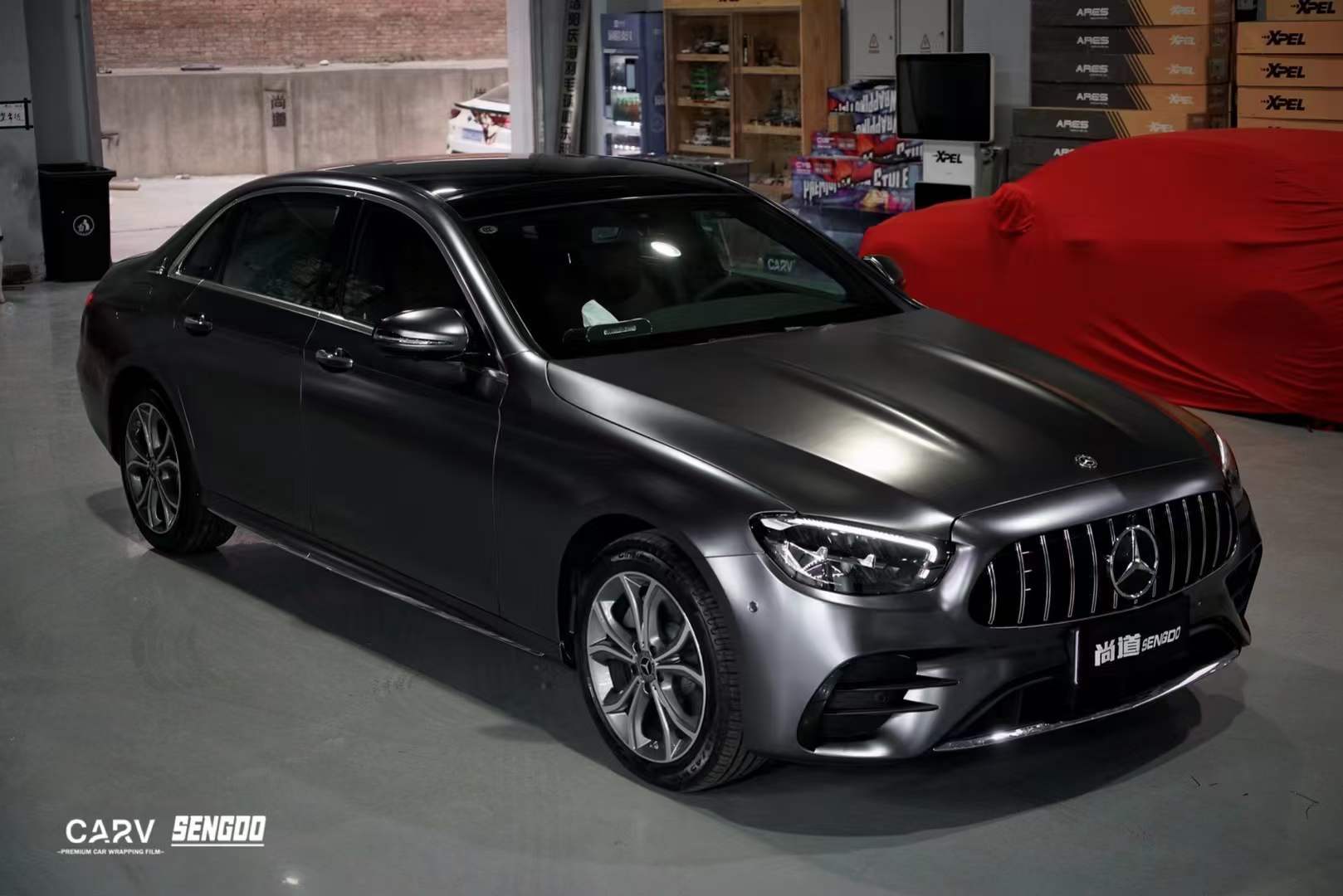 卡孚改色膜奔驰e300改色电光深邃灰