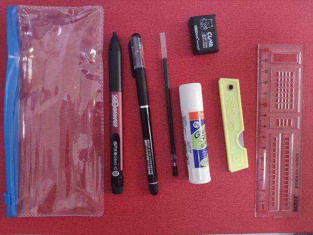 2b铅笔长多少厘米 2dbe00b28b234cc7bf851ea06c6f8f1e.jpeg