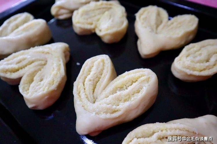 吐司面包做法烤箱家用 47fca982a98b427790545b4701d3c60b.jpeg