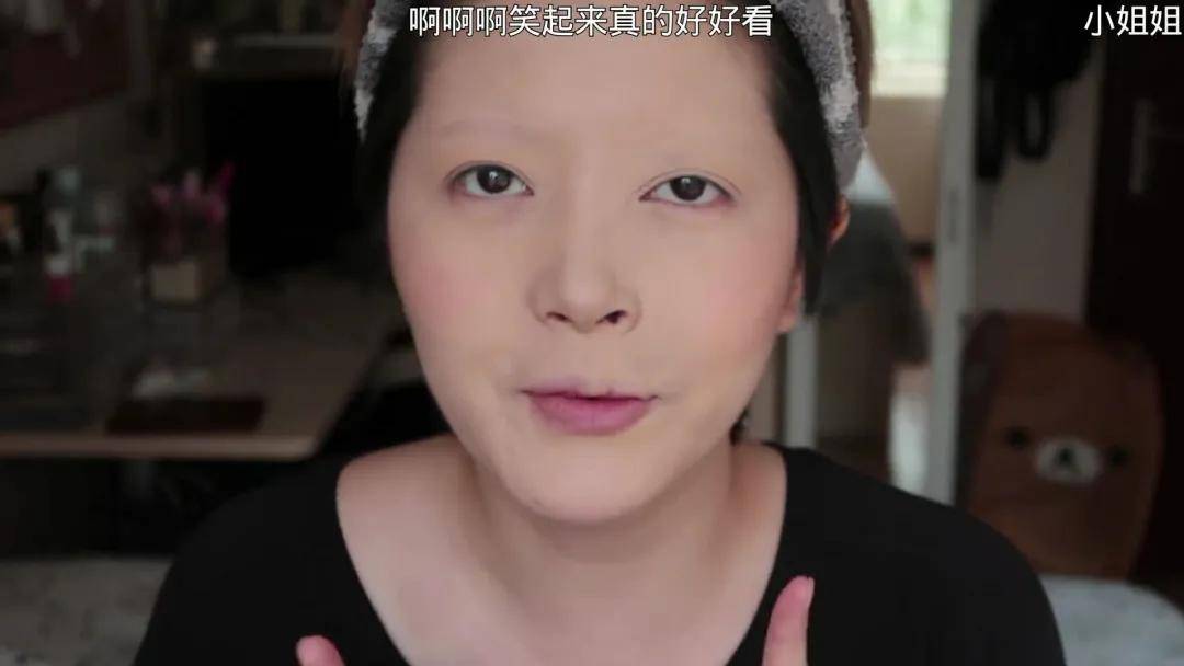 生活80后美少女惹全网泪奔：当她爆出素颜照后，你才知道有多美......