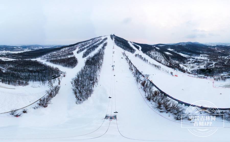 航班|冰雪迎冬奥 嗨翻在吉林 滑雪季快来吉林撒欢吧！