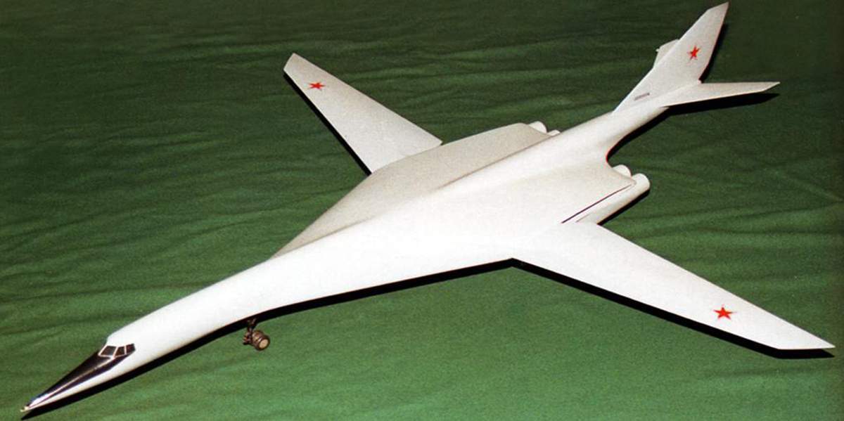 原创世界上最大最快的轰炸机诞生40年乌克兰曾有19架10架被拆毁