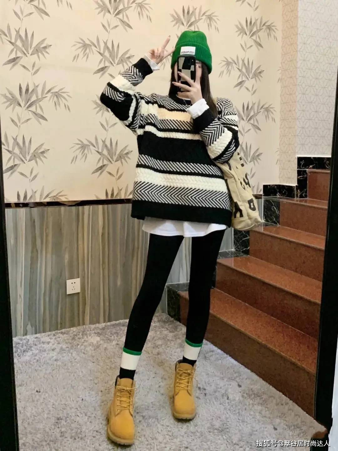 卫衣 原来冬季“不露腿”更时髦，看看这几组穿搭，保暖又洋气