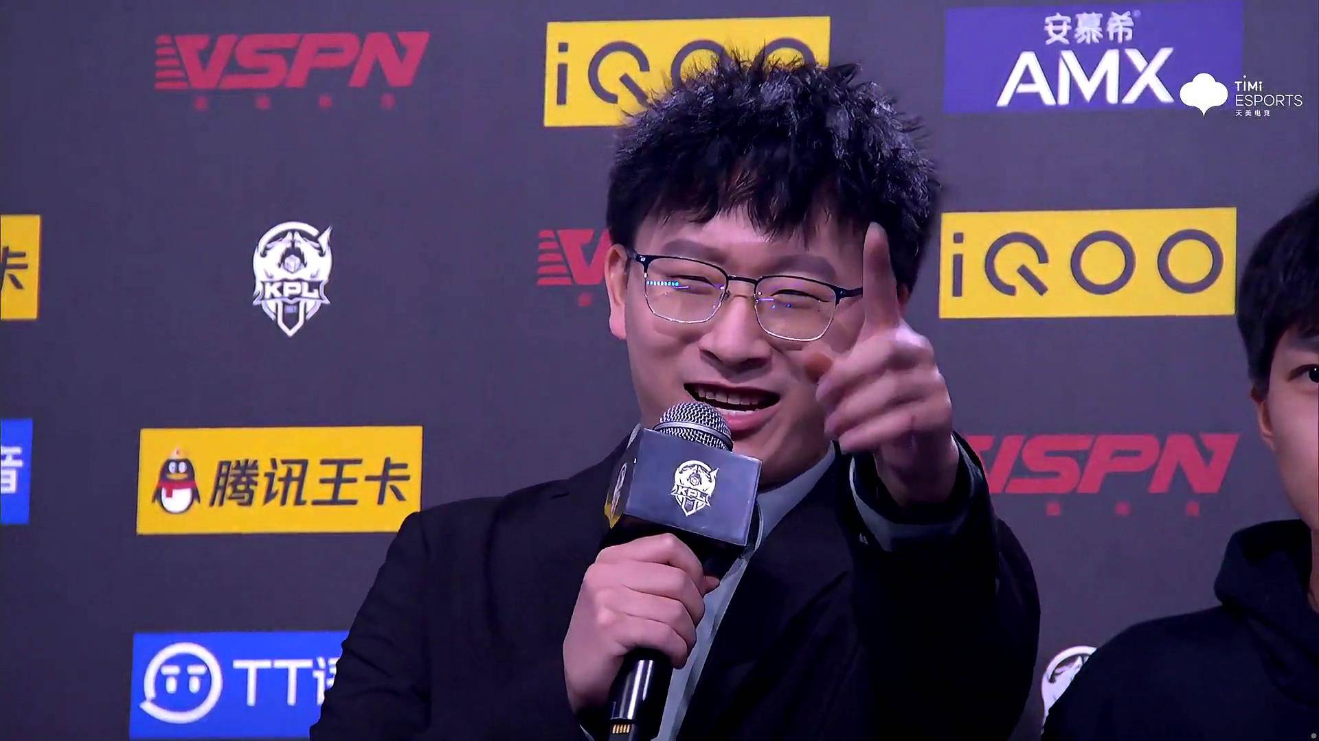 ttg击败狼队闯进总决赛,张凯教练采访很自信,期待ttg零封estar_比赛_