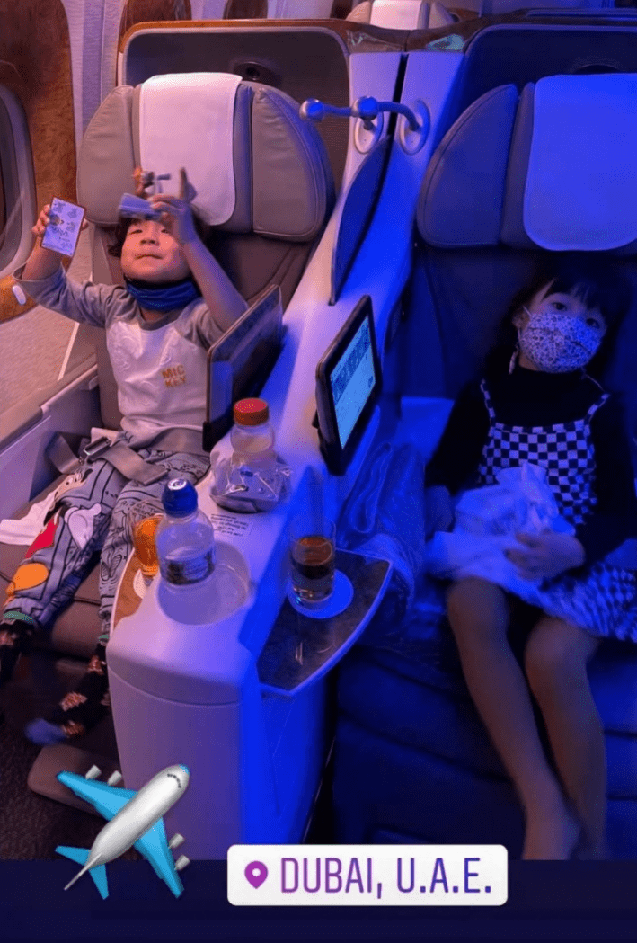 影響|全家出國旅游！國足一哥開啟假期，年薪降至358萬不影響生活質(zhì)量