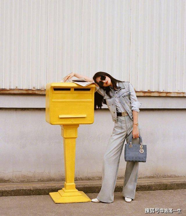 高品质牛仔马甲 13af9677d59840198ba188fbd1553d22.jpeg