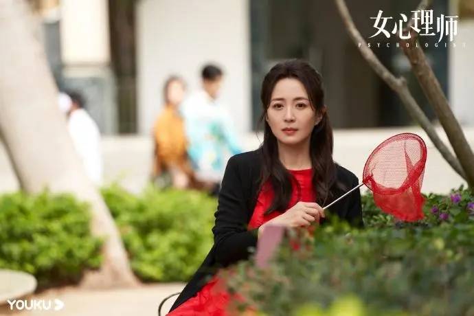 傅棠|《女心理师》最终揭晓的神秘女人，让姬铭骢教授终身未娶