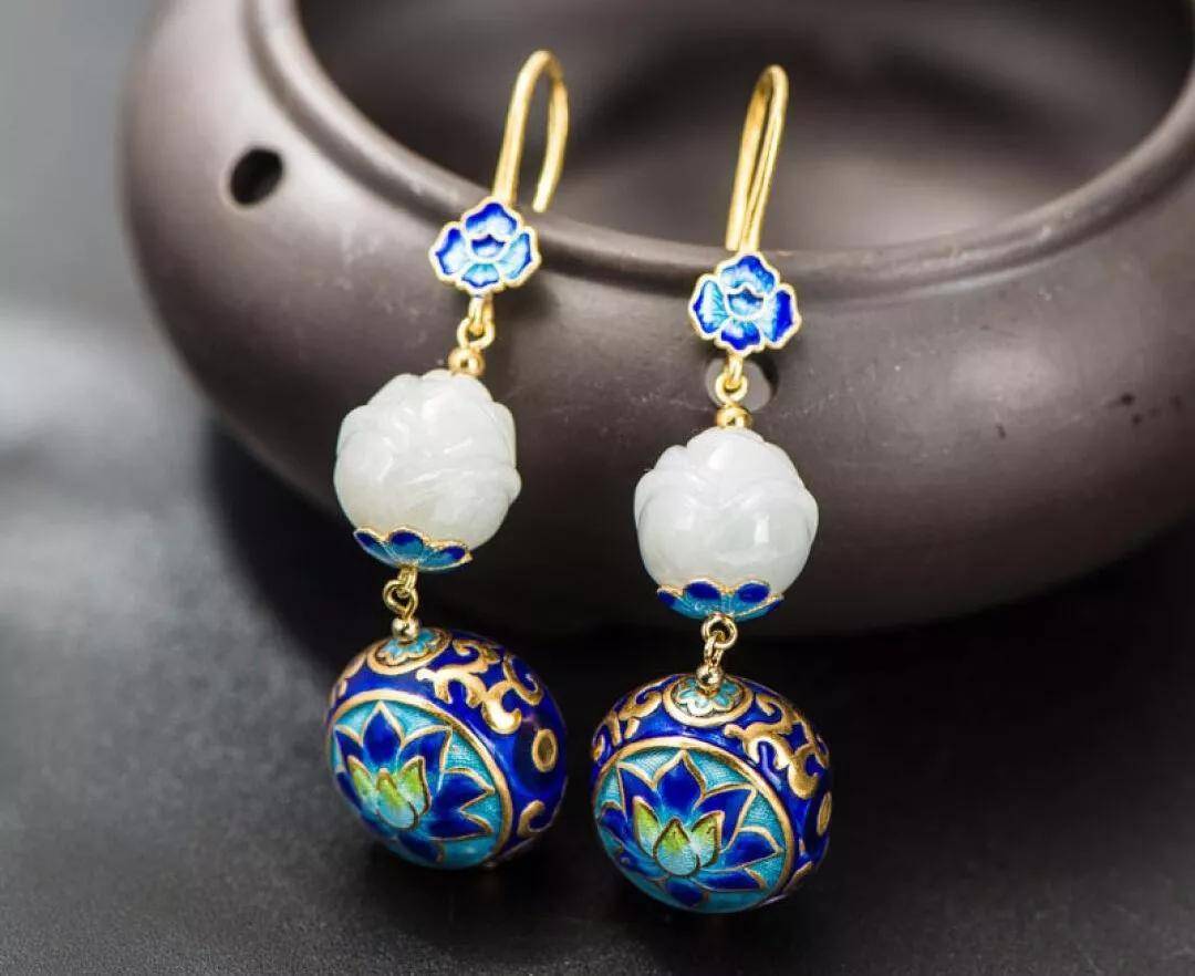 景泰蓝做成的首饰,美了几千年!_珐琅_手工艺_釉料