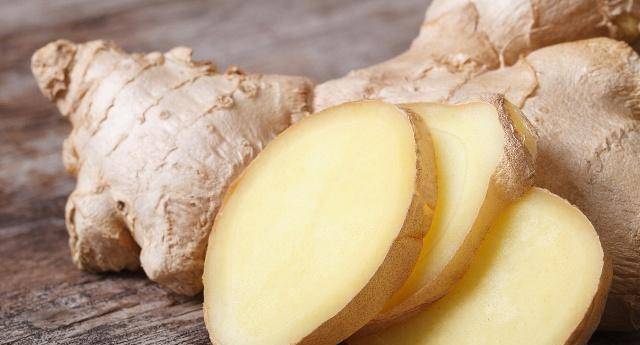 哪些食物属于辛辣生冷刺激食物 501d25a7ba5f4b0c95fcb17377789030.jpeg