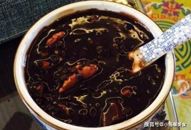 美食这是天然“生发剂”，煮一碗5块钱，隔三差五吃，乌发亮发不掉发