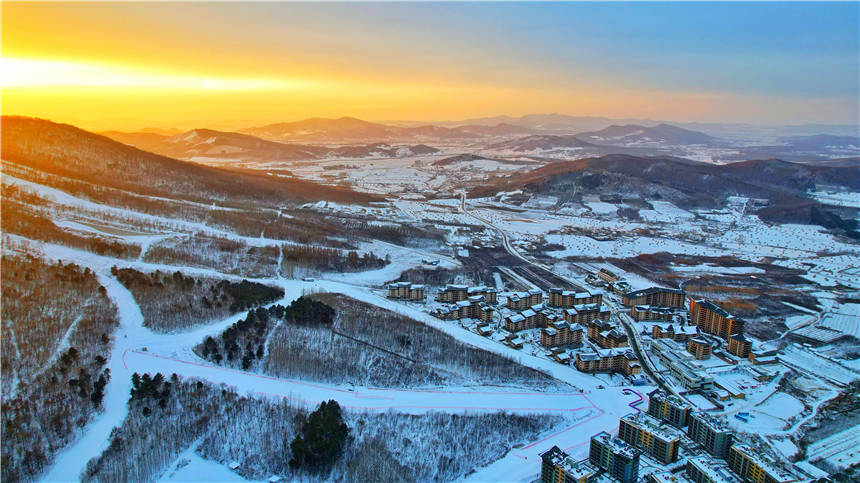 阿什|雾凇仙境，滑雪天堂，解锁吉林市的N种玩法，让这个冬天与众不同