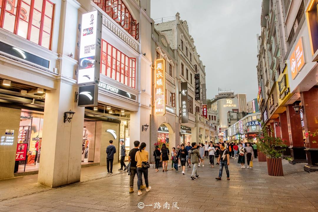 美食街|南宁市区旅游必去景点，一天时间玩到嗨，全部免费开放