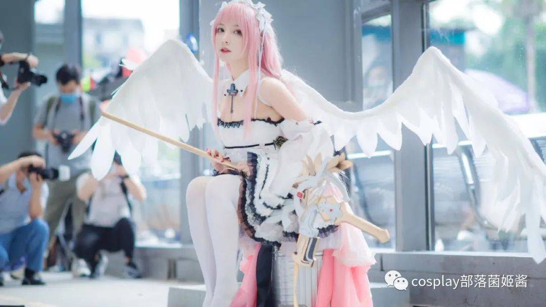 cos碧蓝航线轻航舰娘67英仙座场照妍子