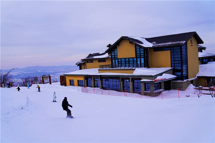 阿什|雾凇仙境，滑雪天堂，解锁吉林市的N种玩法，让这个冬天与众不同