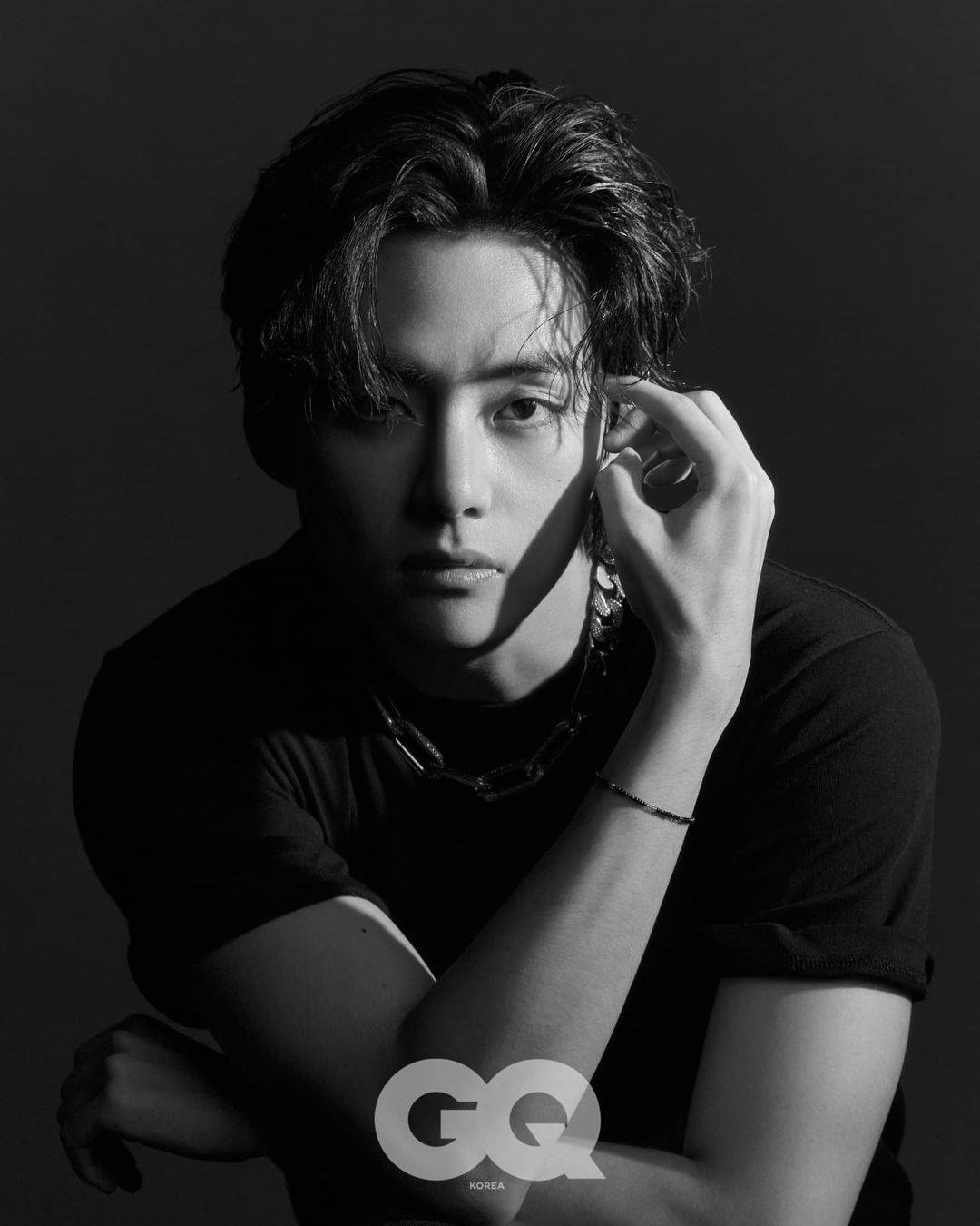 盘点10位韩国男星"留胡子vs不留胡子"对比,你觉得谁最适合?