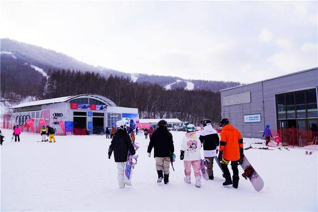 理由|嗨翻冬天，给你去吉林市旅行的10个理由，滑粉雪看雾凇吃乌拉火锅