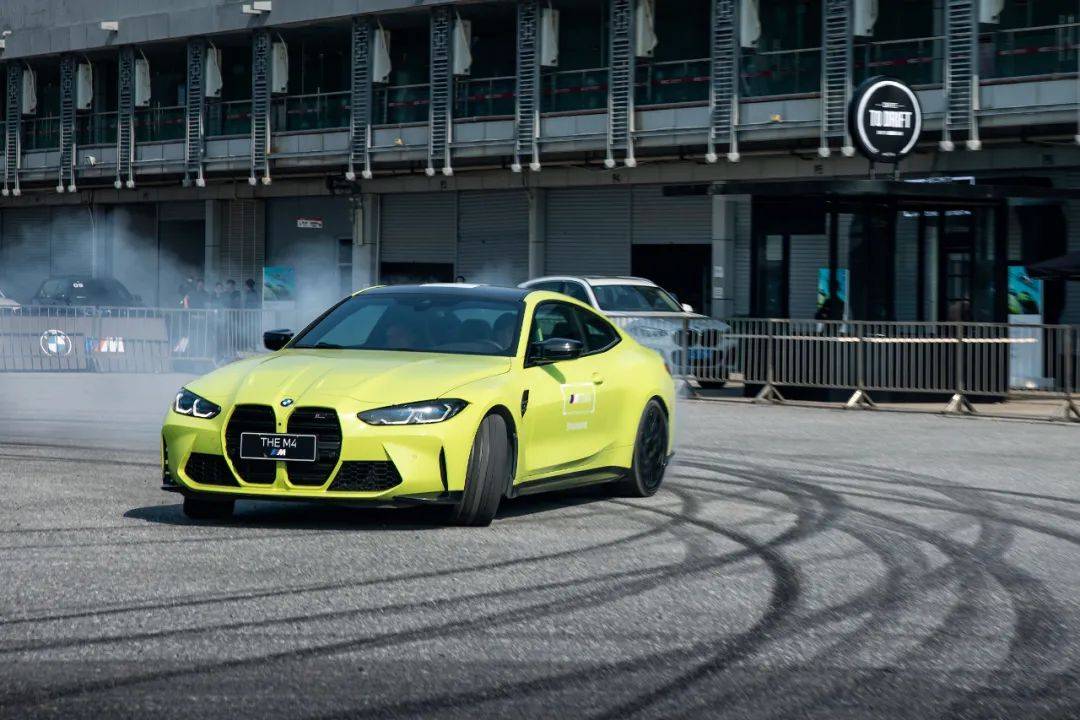 开宝马m到赛道学漂移练刹车有这必要吗