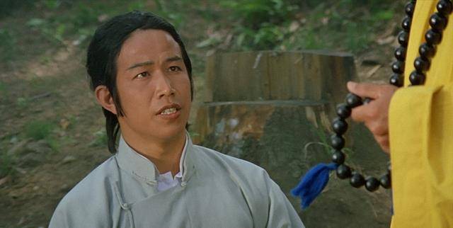 周星驰|洪金宝给他当配，成龙当替身，地位直逼李小龙，周星驰都请不动