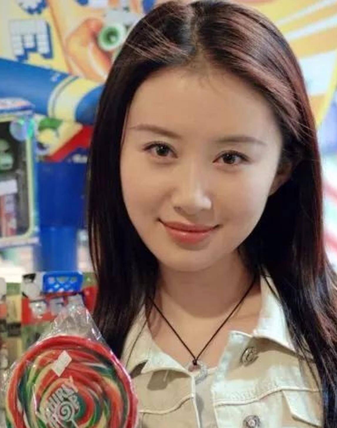 丰盈女明星的苹果肌是“玄学”？王子文奚梦瑶变贵气，杨紫舒畅太显老