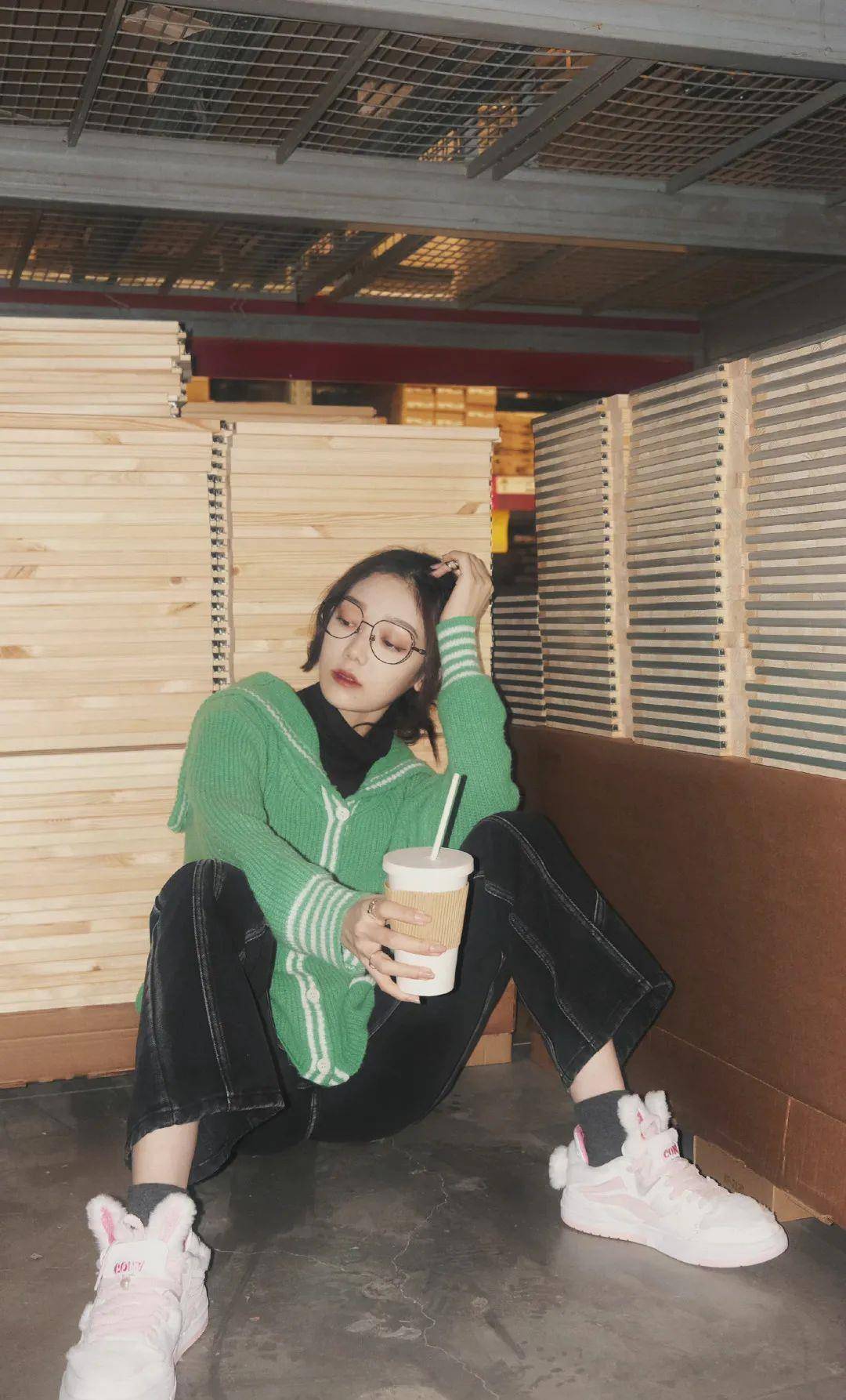 唐艺昕 唐艺昕的高领毛衣，有那么难穿吗？