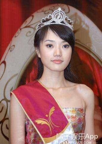 女主持|这个女主持怎么比嘉宾争议还大?