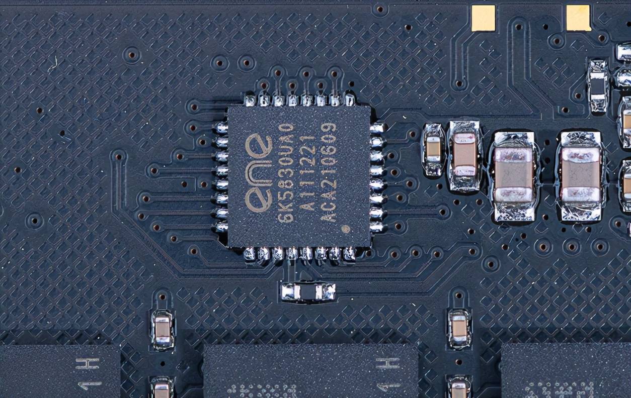 时序|特挑颗粒，终身固保，超低时序朗科绝影RGB DDR4-3200 CL14内存 评测