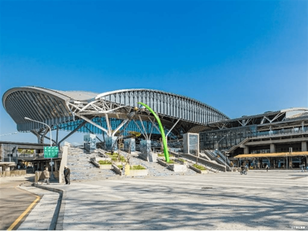 期重建区坐落在北屯区北侧,区域涵盖洲际棒球场,以及兴建中的台中巨蛋